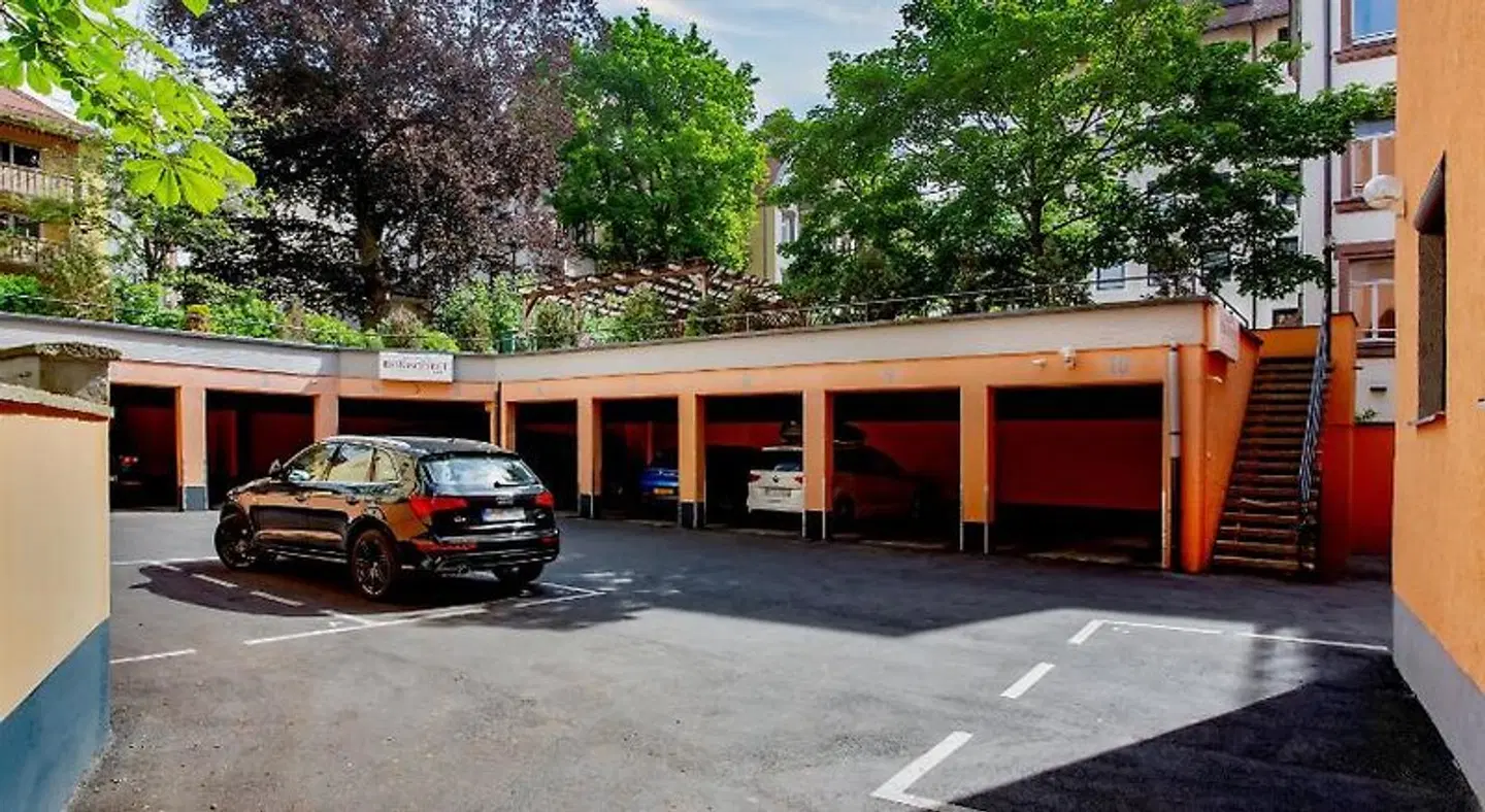 Burgschmiet EXTERIOR