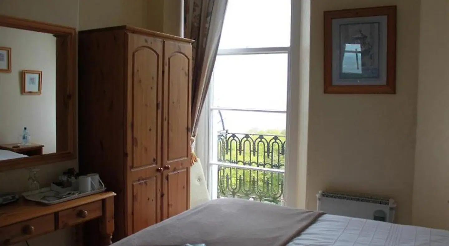 The Collingdale Guest House ROOM_EXAMPLE