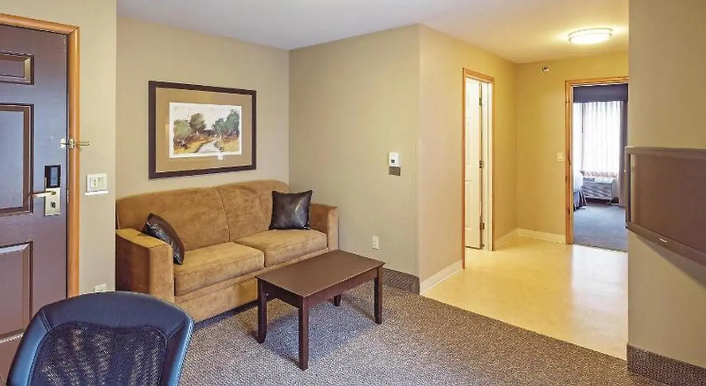 La Quinta Inn & Suites Eugene ROOM_EXAMPLE