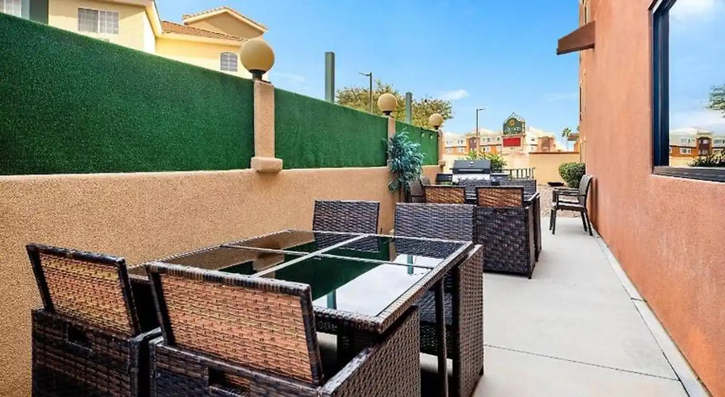 La Quinta Inn & Suites by Wyndham NW Tucson Marana Terrasse