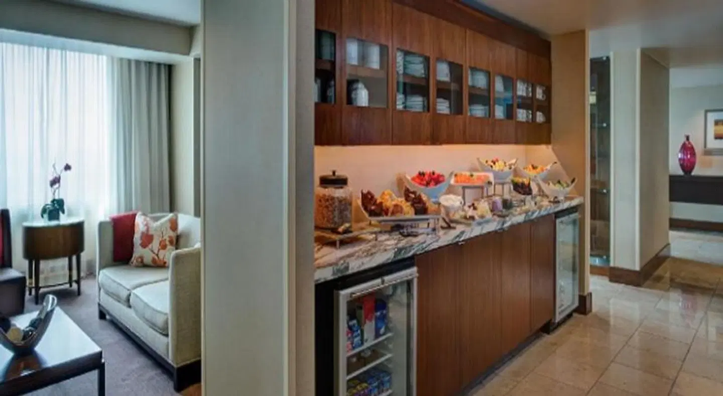 Grand Hyatt San Antonio ROOM_EXAMPLE