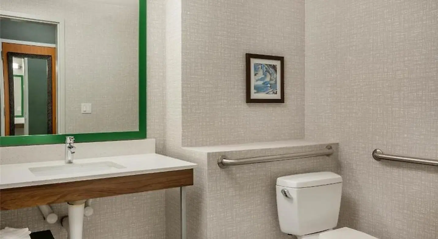 Hampton Inn & Suites Coeur d' Alene Badezimmer
