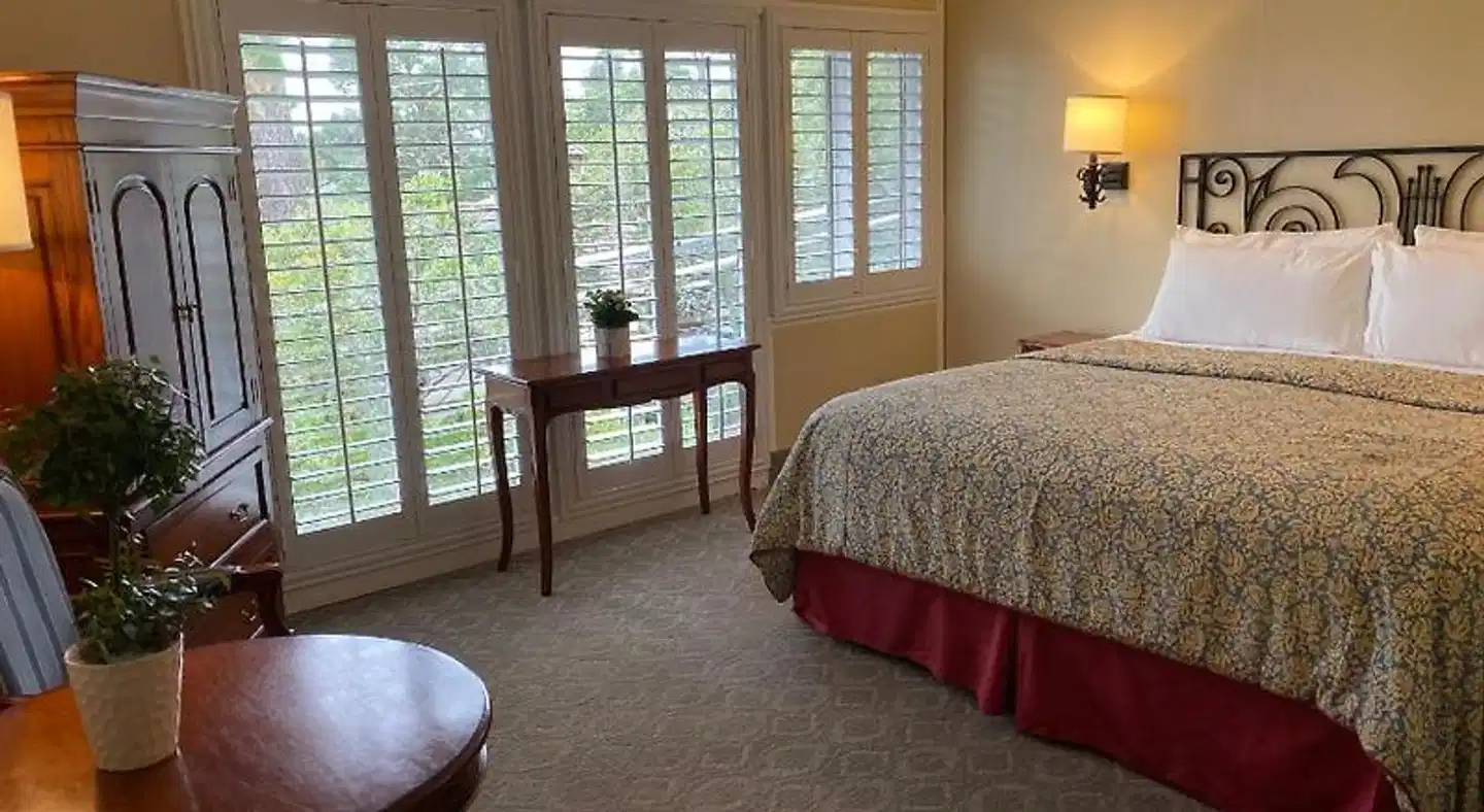 Normandy Inn Wohnbeispiel