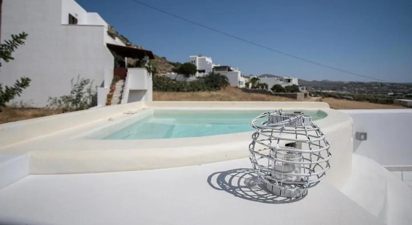 Aeolos Luxury Villas & Suites OUTDOOR_POOL