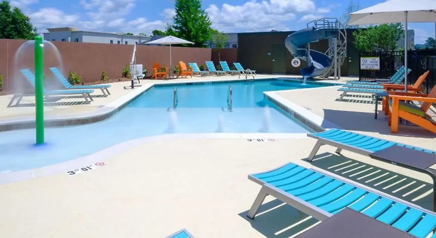 Home2 Suites by Hilton Chattanooga Hamilton Place OUTDOOR_POOL