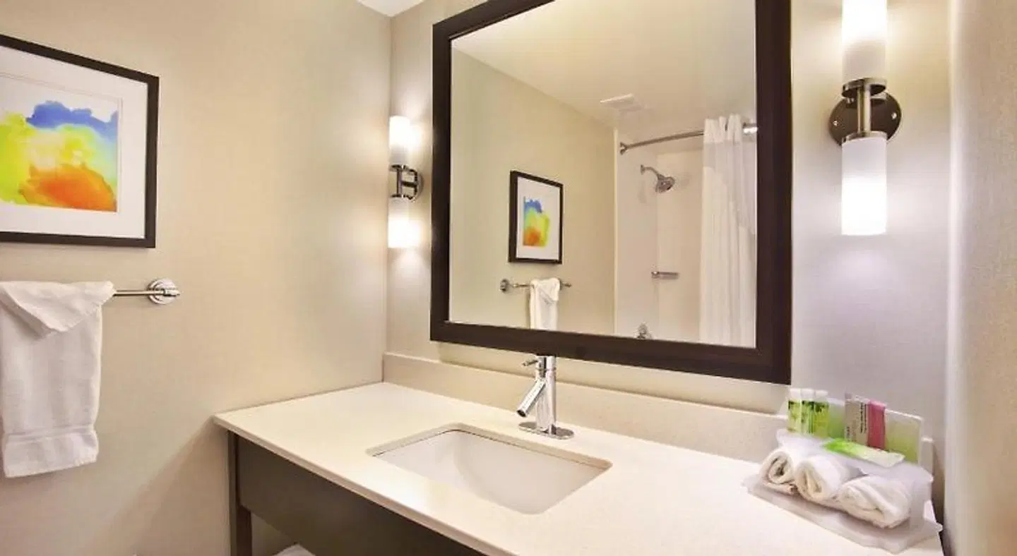 Holiday Inn Express Sault Ste Marie by IHG Badezimmer