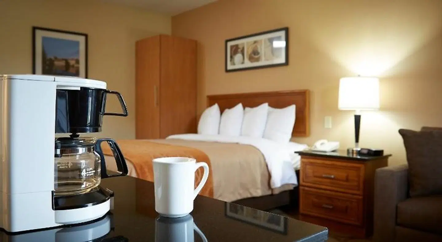 Comfort Inn Magnetic Hill ROOM_EXAMPLE