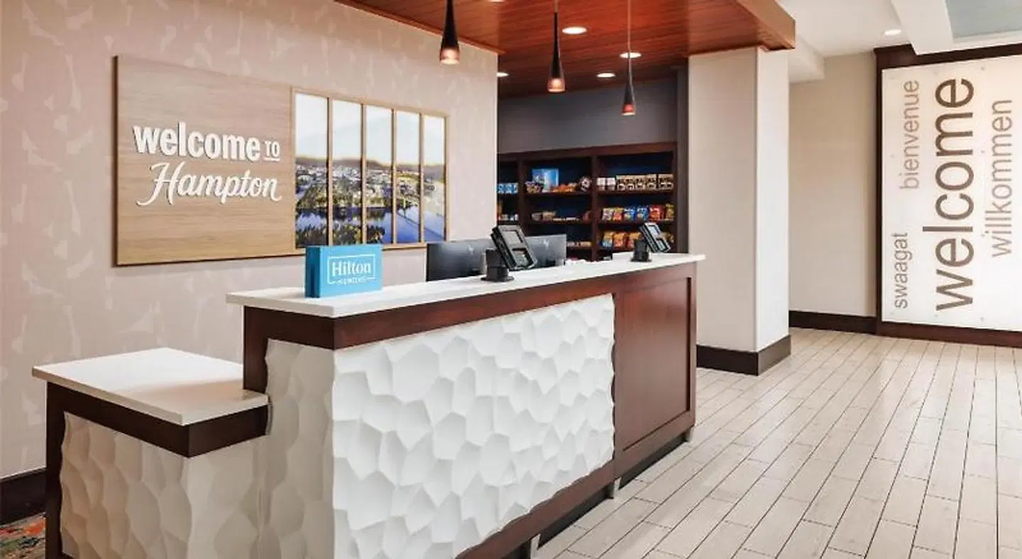 Hampton Inn & Suites Chattanooga/Hamilton Place LOUNGE_LOBBY
