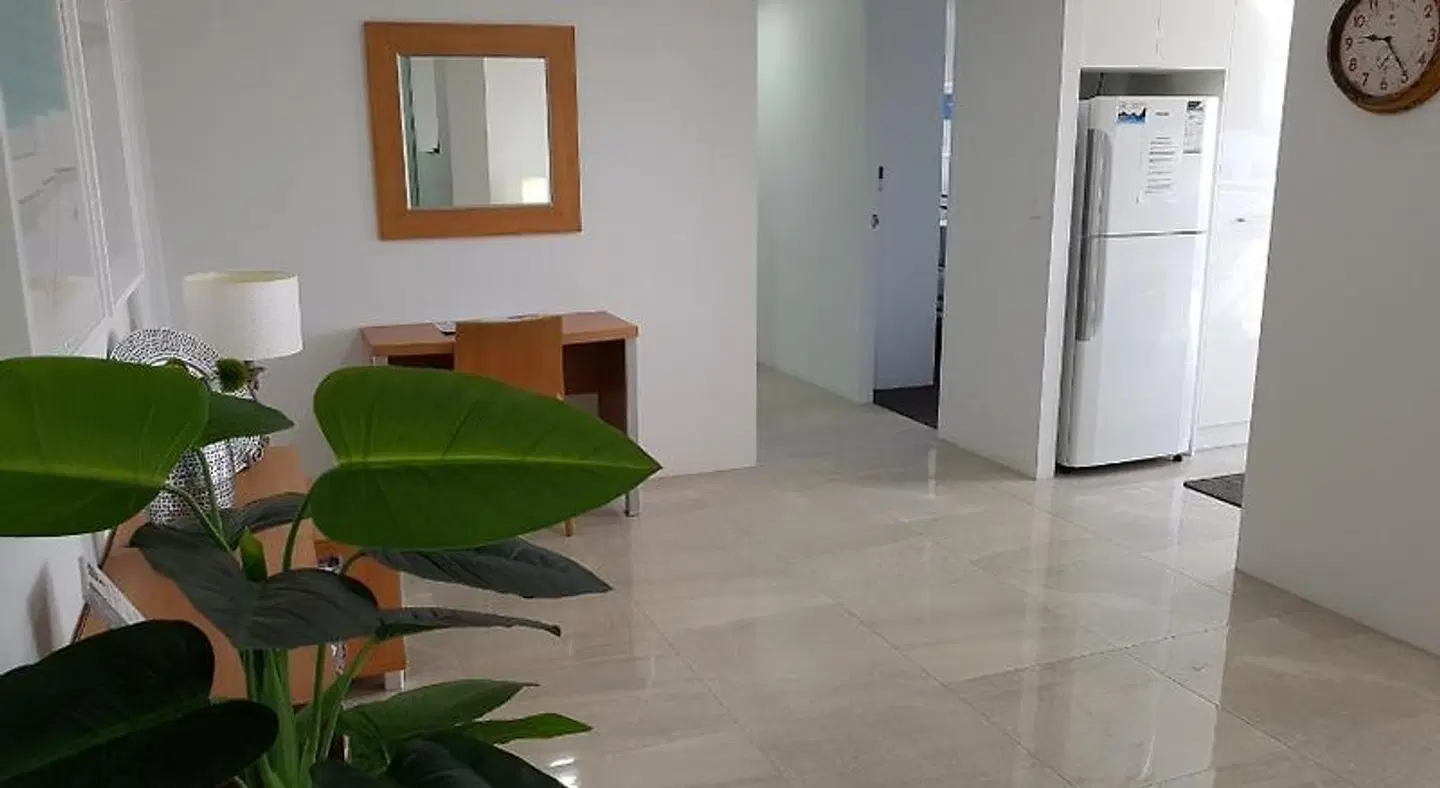 Surfers Chalet LOUNGE_LOBBY
