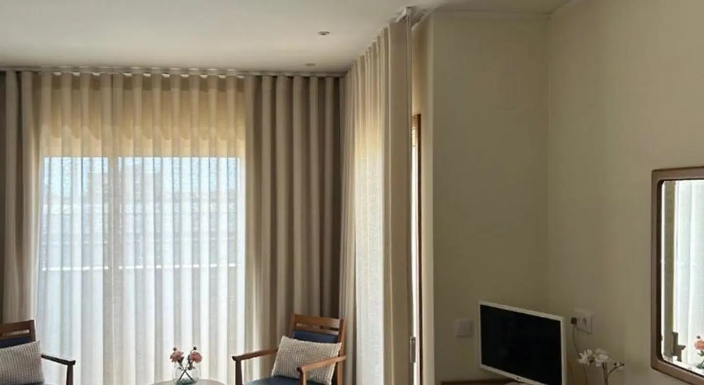 dos Loios ROOM_EXAMPLE