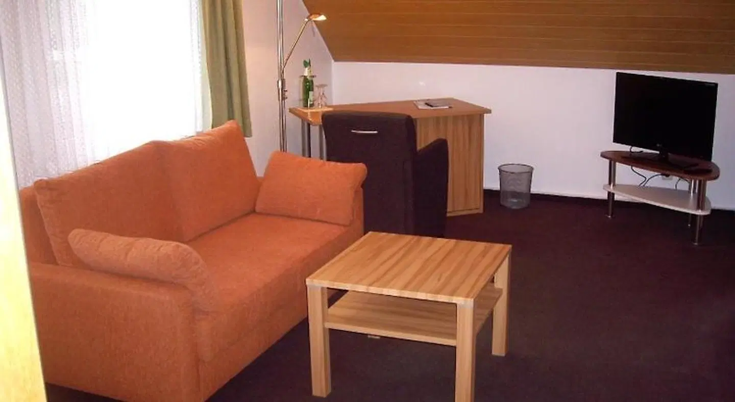 Schaper ROOM_EXAMPLE