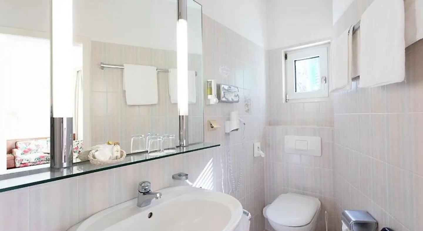 Zur Sonne Badezimmer