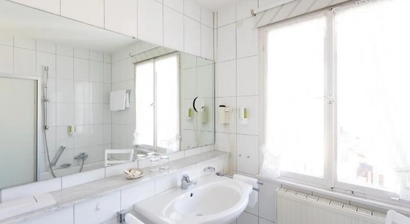 Zur Sonne Badezimmer