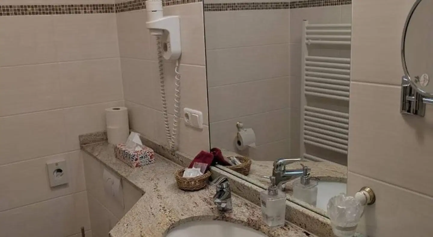 Stadthotel in Augsburg Badezimmer