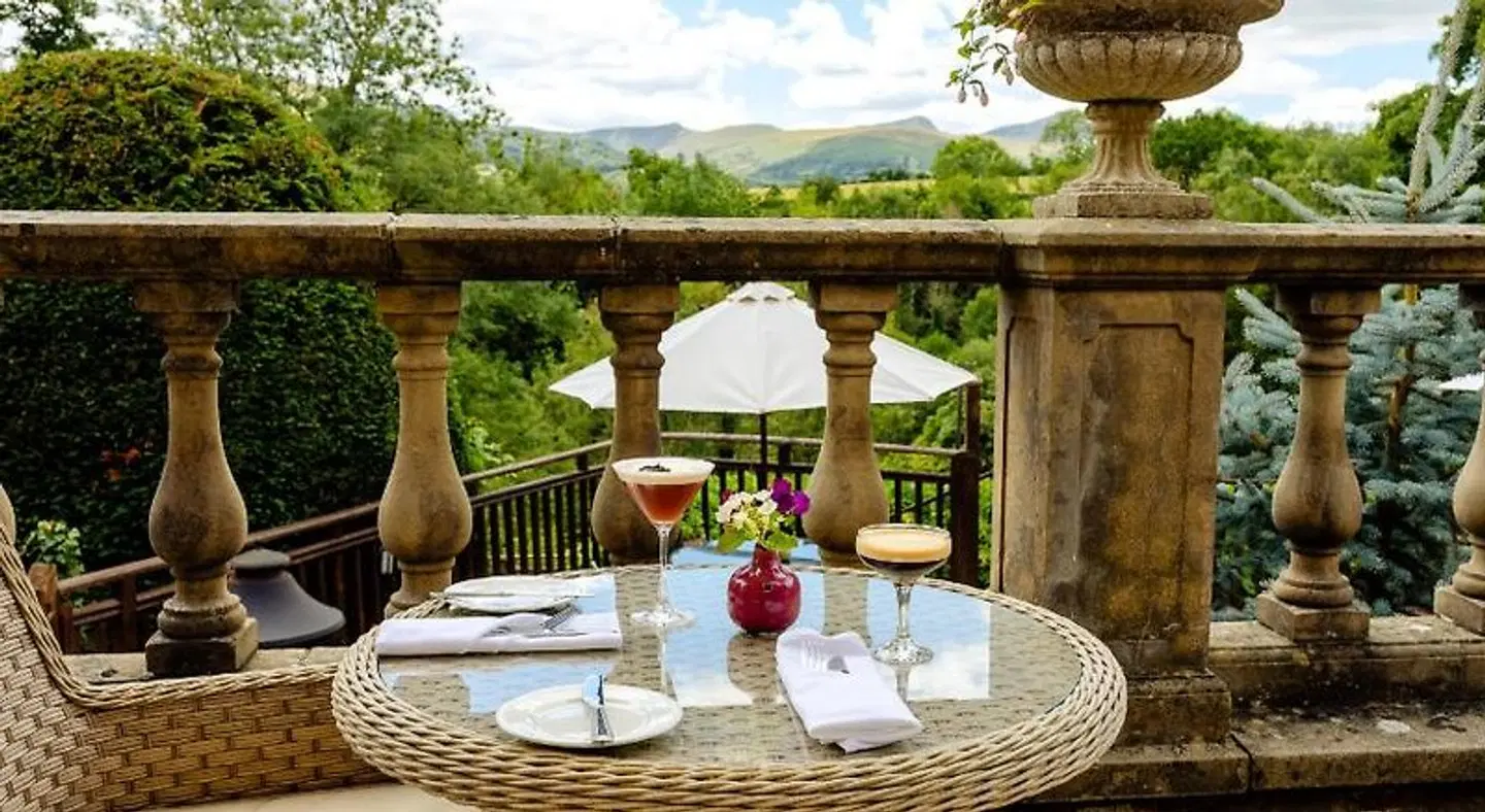 Peterstone Court Terrasse