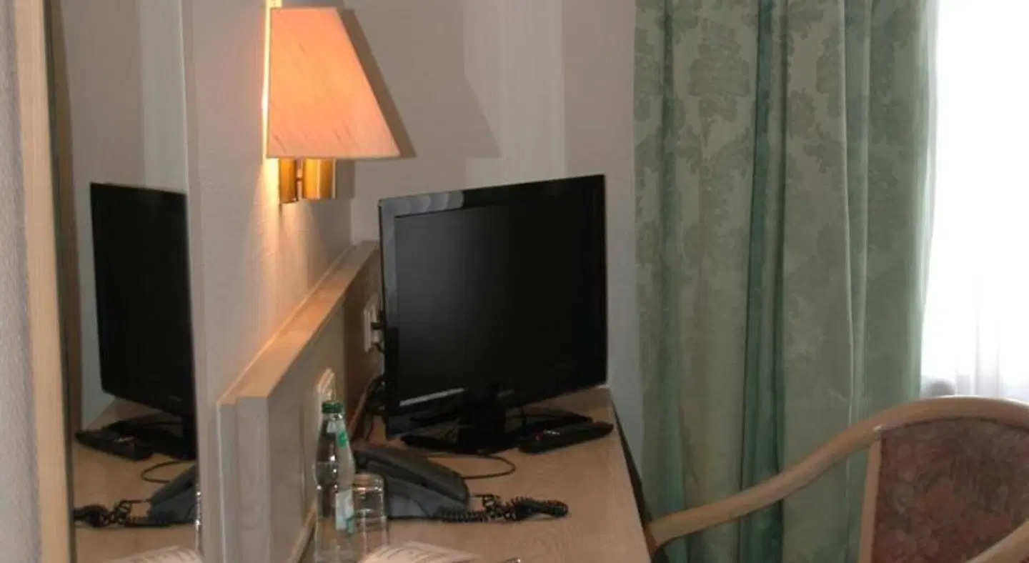 Mayer's Waldhorn ROOM_EXAMPLE
