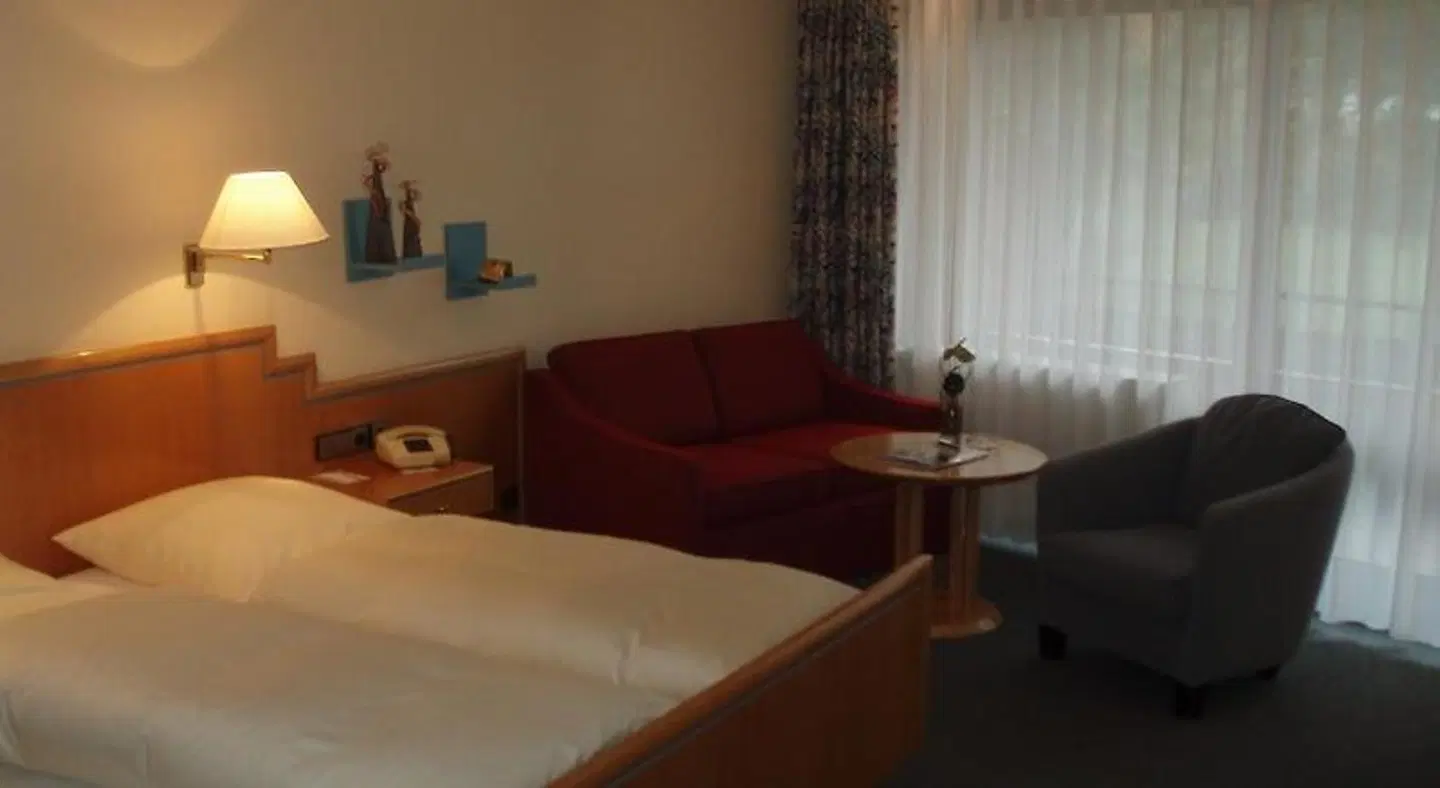 Stumpf ROOM_EXAMPLE