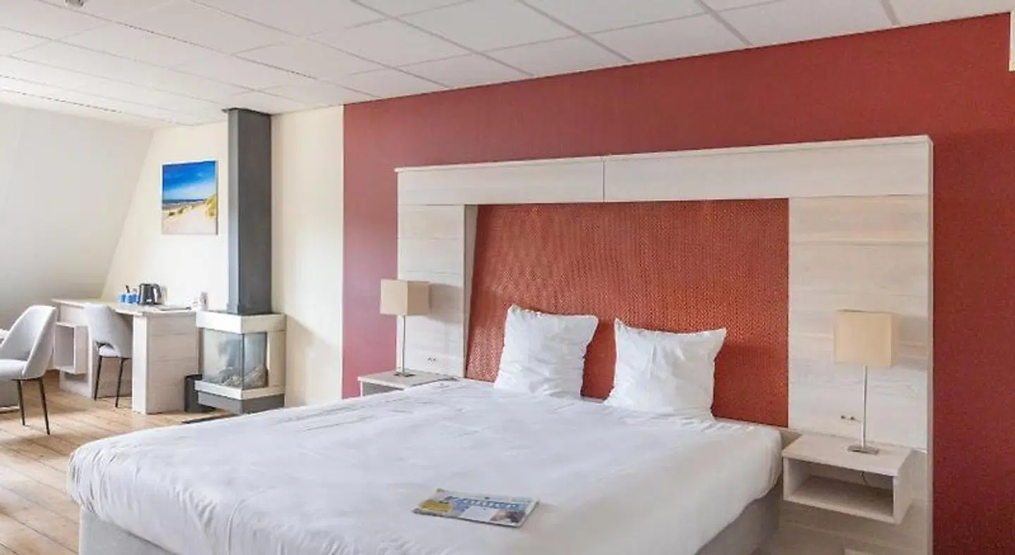 Fletcher De Cooghen ROOM_EXAMPLE