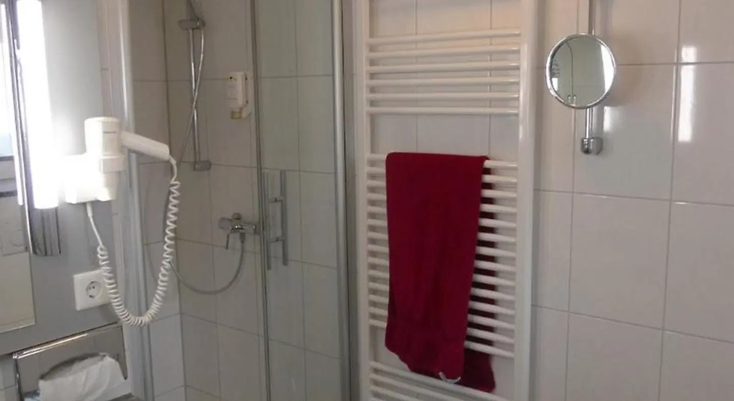 Hotel-Restaurant Roter Ochsen Badezimmer