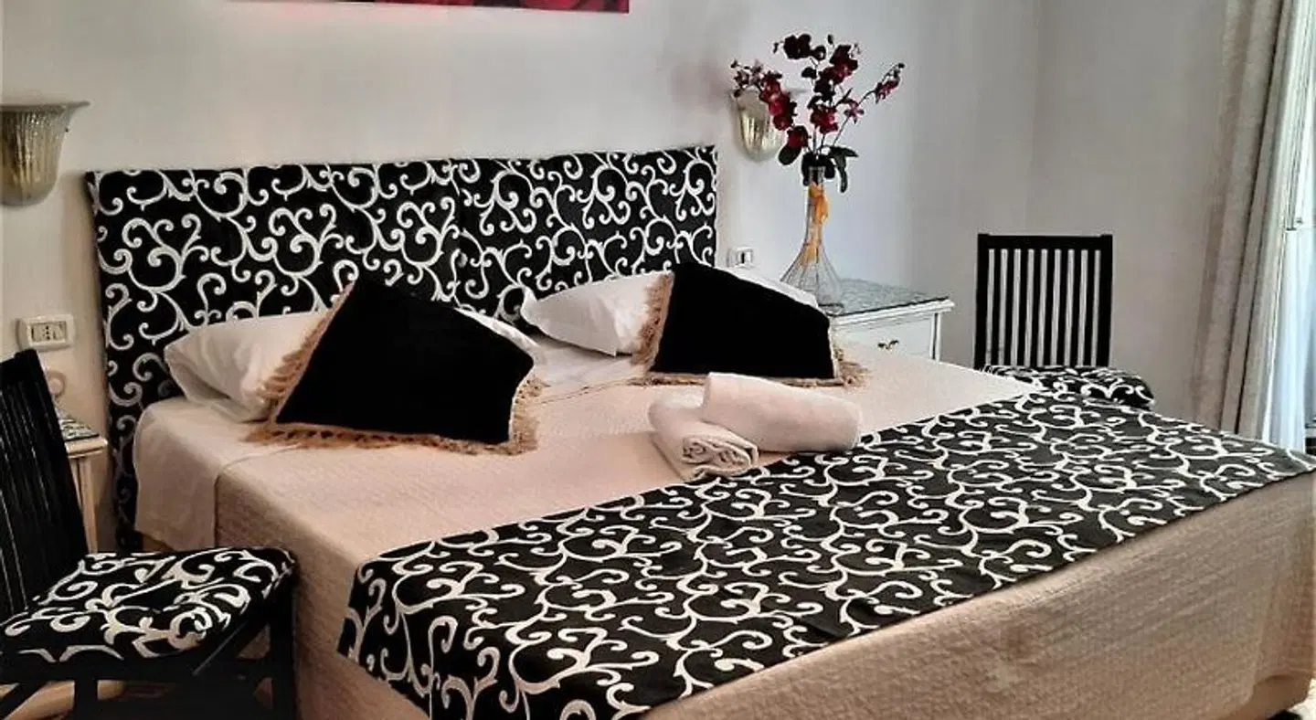 Hotel Victoria ROOM_EXAMPLE