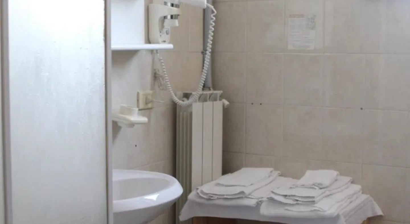 Ascot Lodging Badezimmer