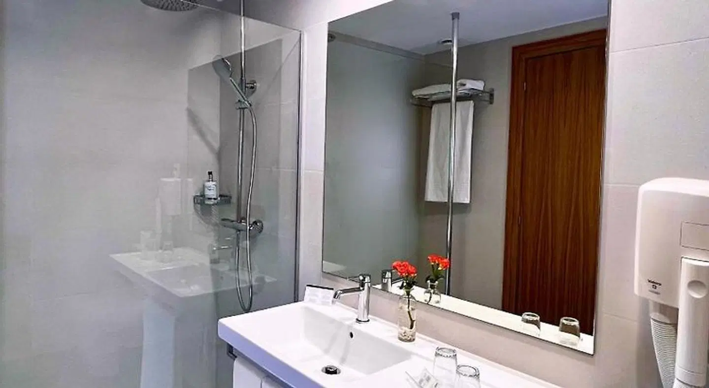 Ciutat de Granollers Badezimmer