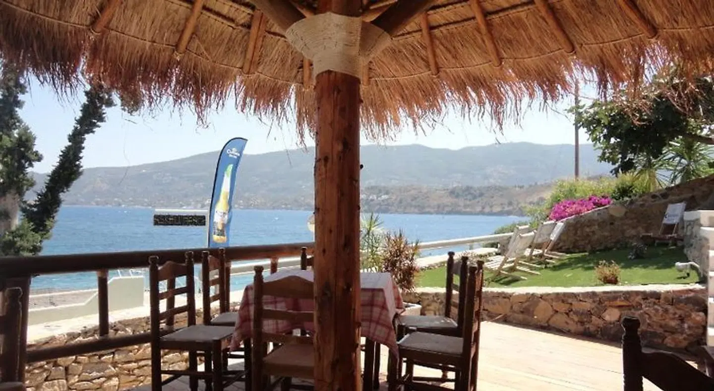 New Aegli Hotel Terrasse