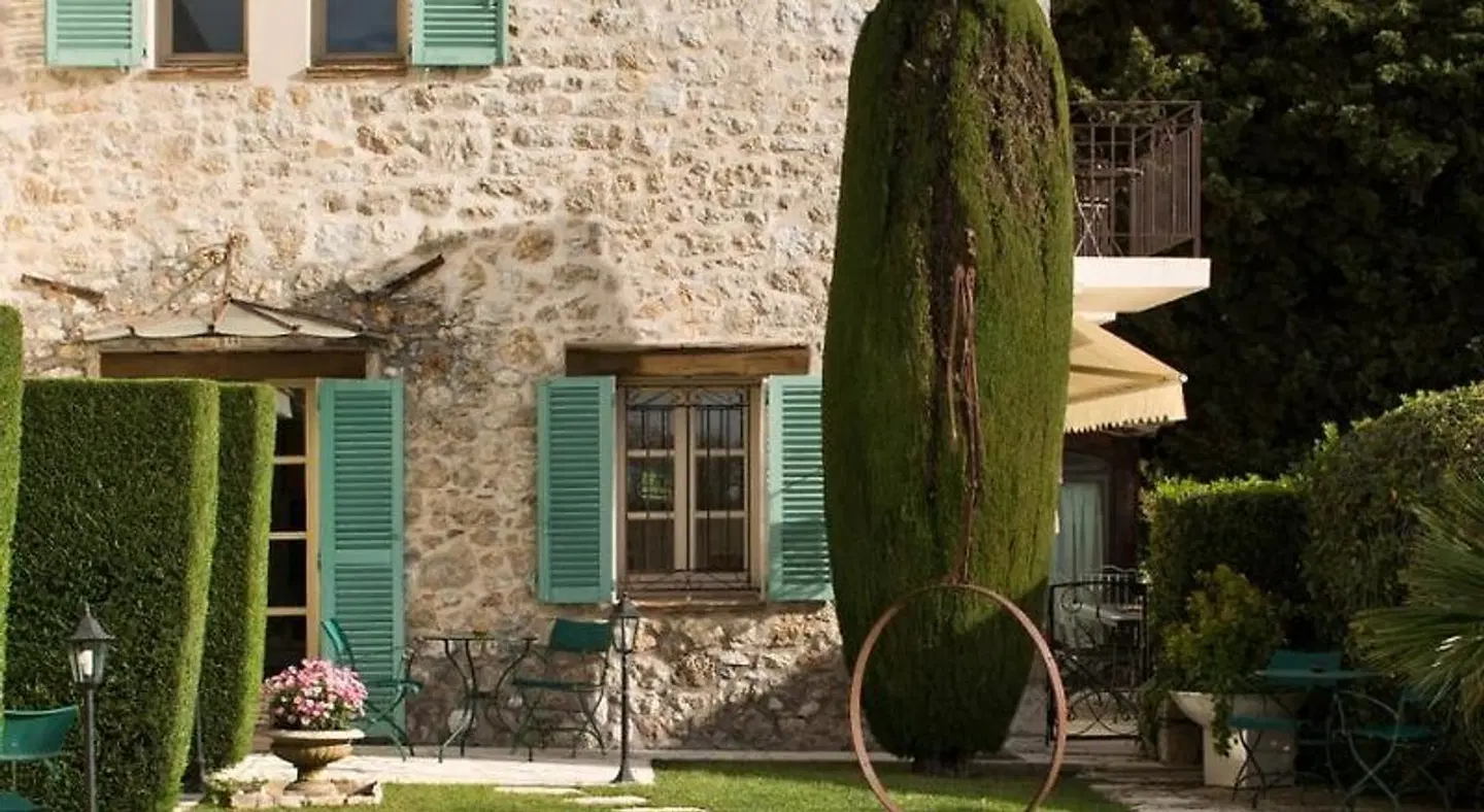 La Grande Bastide EXTERIOR