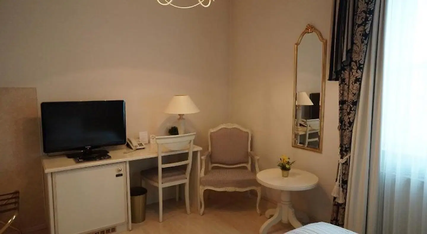 Burghof ROOM_EXAMPLE