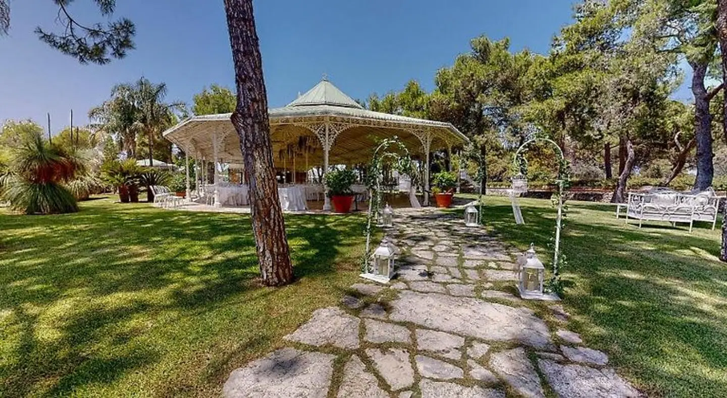 Relais Reggia Domizia Garten