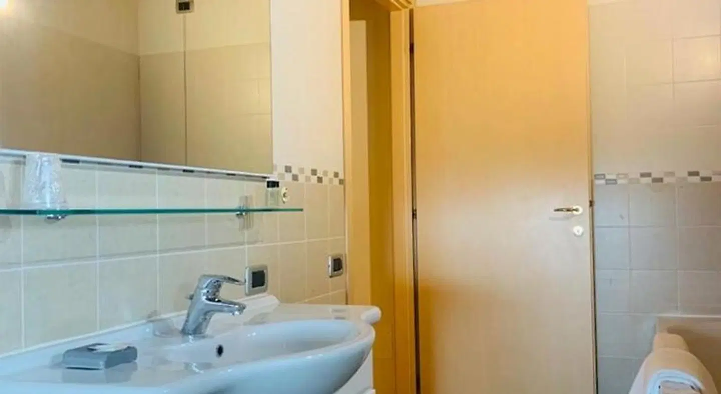 Ristorante Albergo Torre Badezimmer