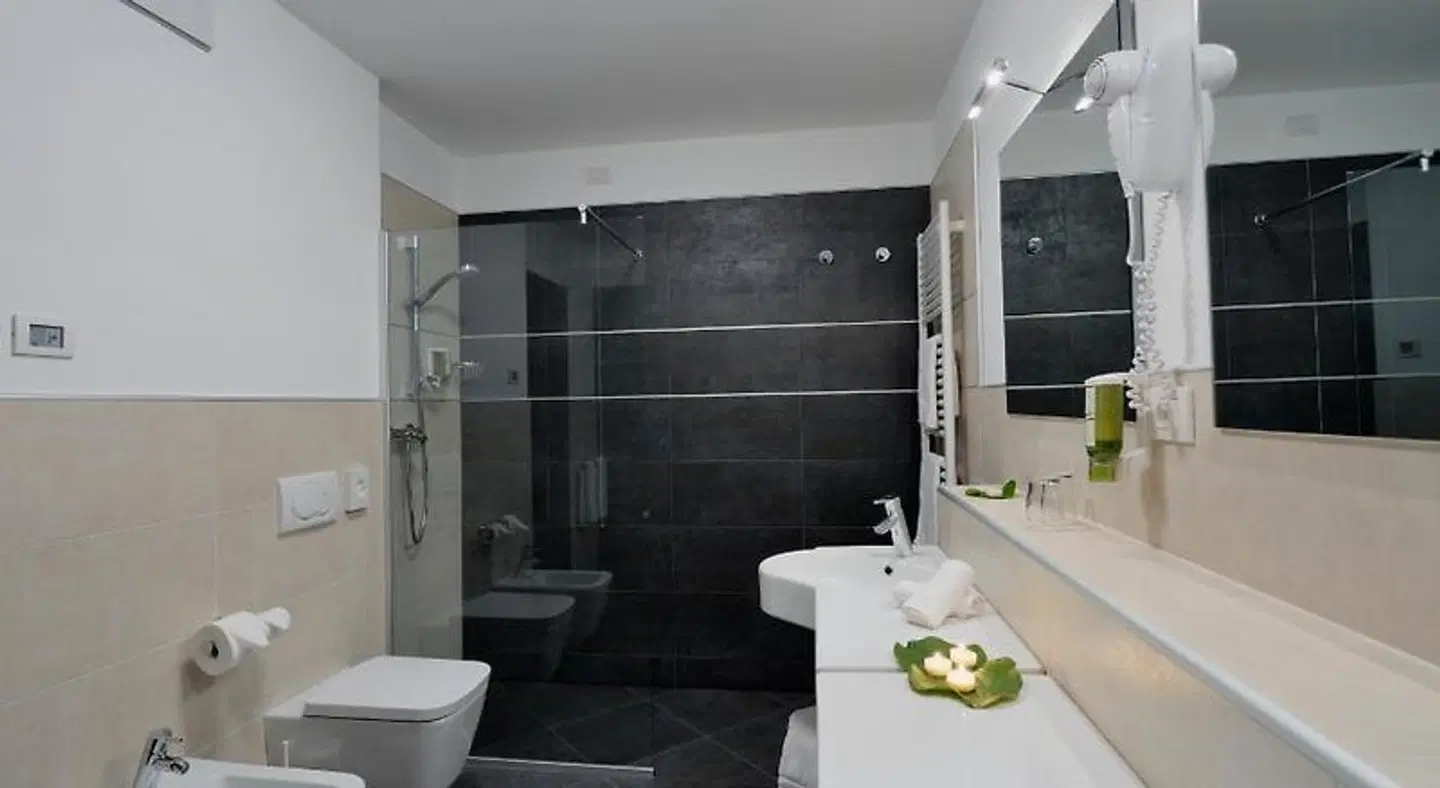 Active & Family Hotel Gioiosa Badezimmer