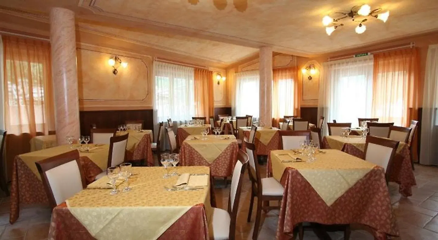 Dama Bianca Restaurant