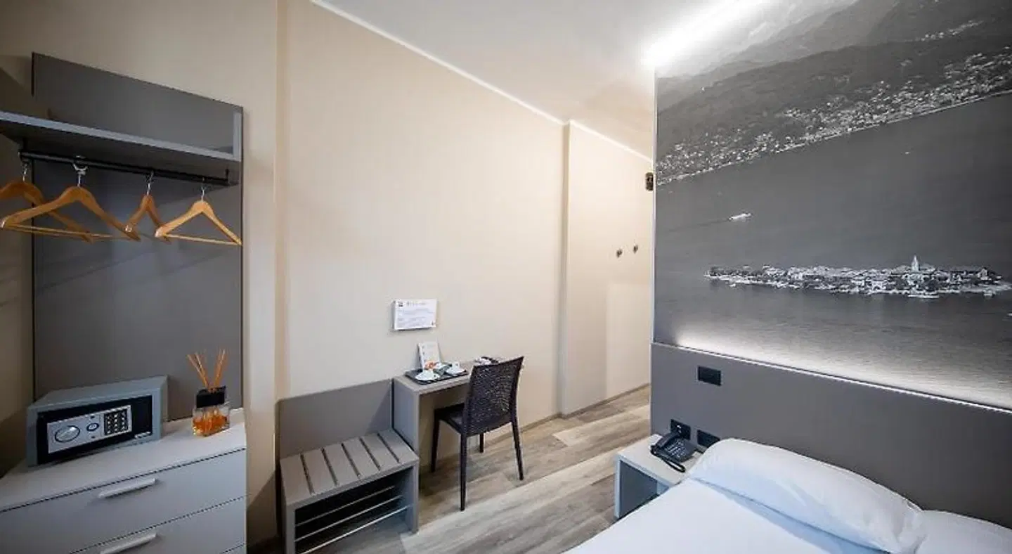 Novara ROOM_EXAMPLE