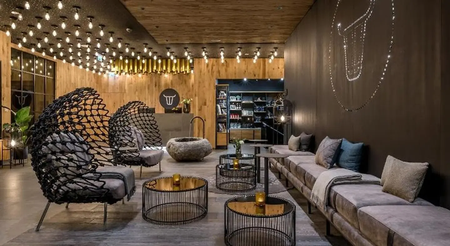 Wittmann LOUNGE_LOBBY