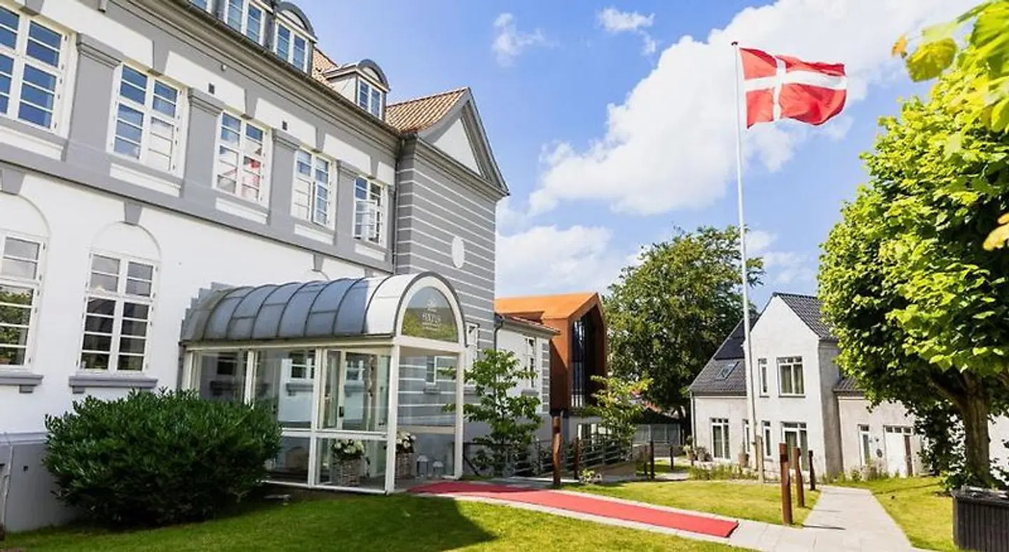 Sinatur Hotel Sixtus EXTERIOR