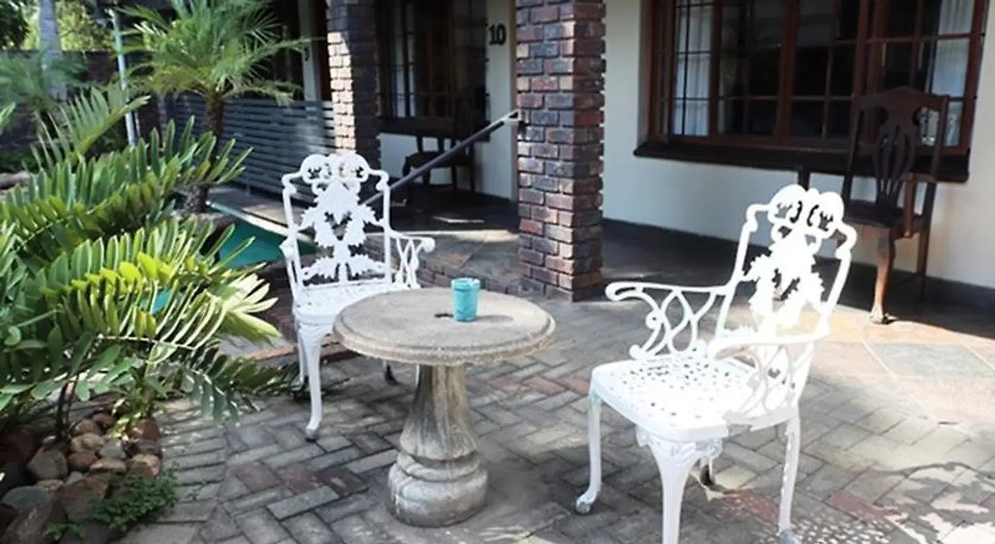 Royal Game Guest House Terrasse