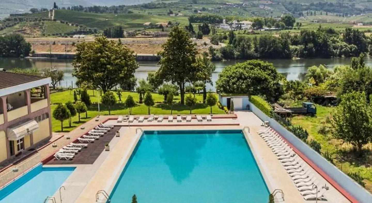 Residencial Columbano OUTDOOR_POOL
