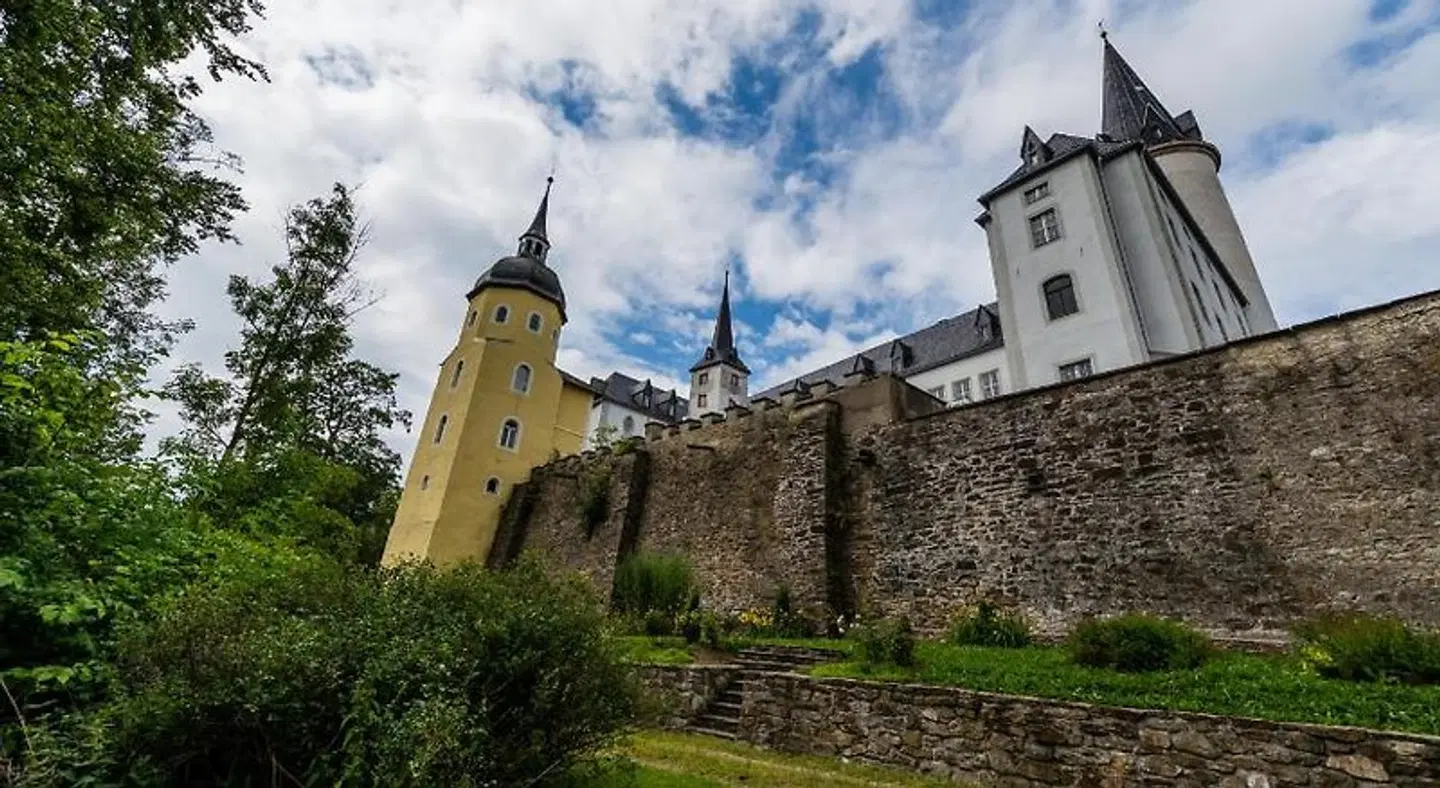 Schloss Purschenstein EXTERIOR