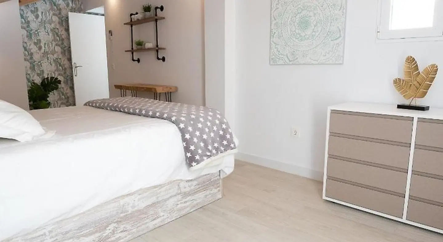 Be Salamanca ROOM_EXAMPLE