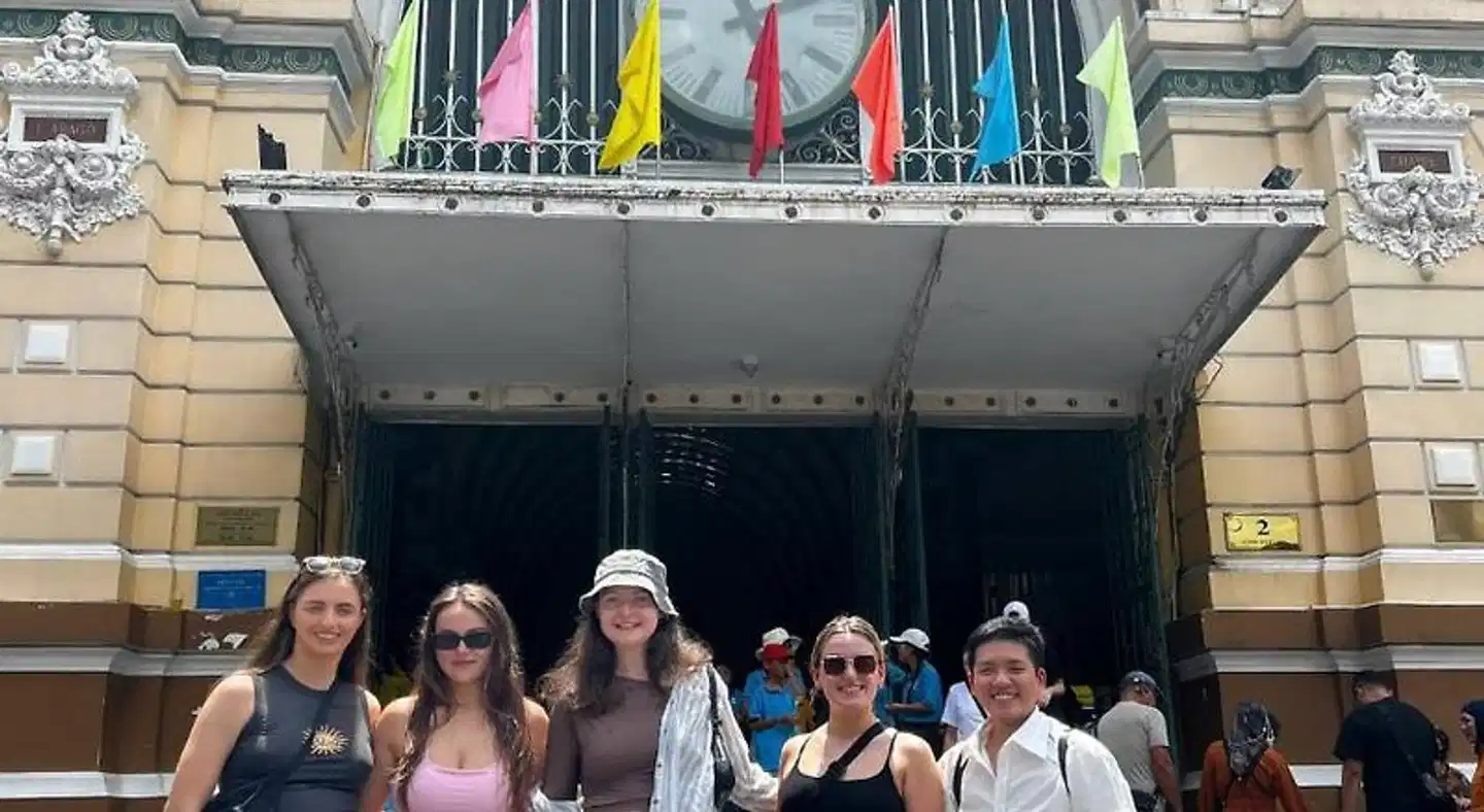 Meander Saigon Personen