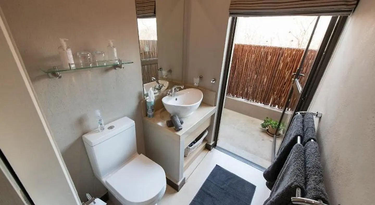 Nyaleti Lodge Badezimmer