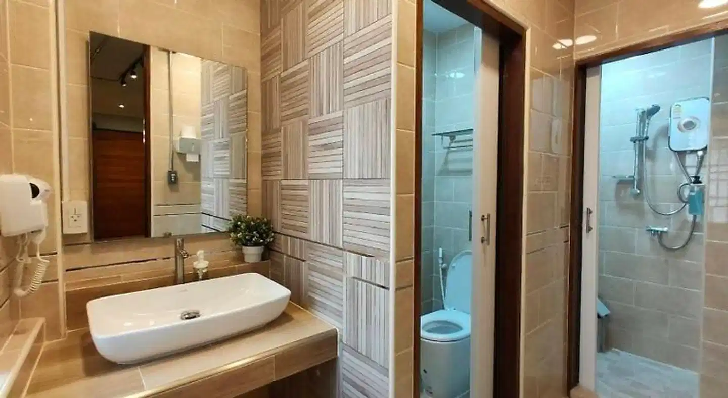 Station8 Hostel Badezimmer