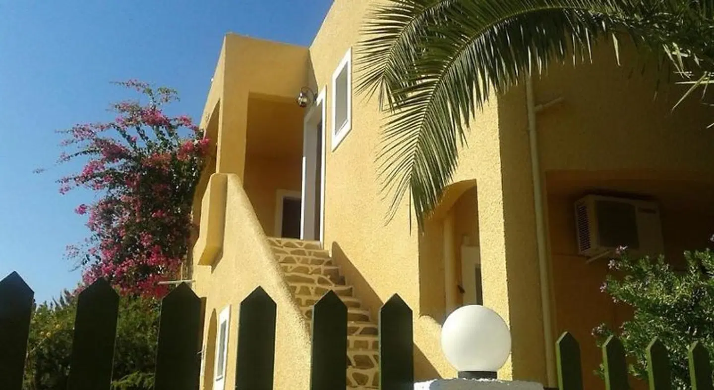 Eriketi Studios EXTERIOR