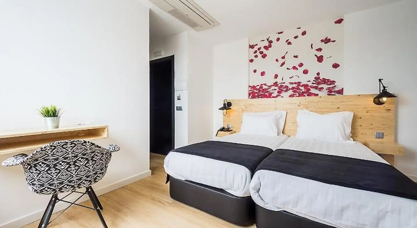 Hotel Santa Isabel ROOM_EXAMPLE
