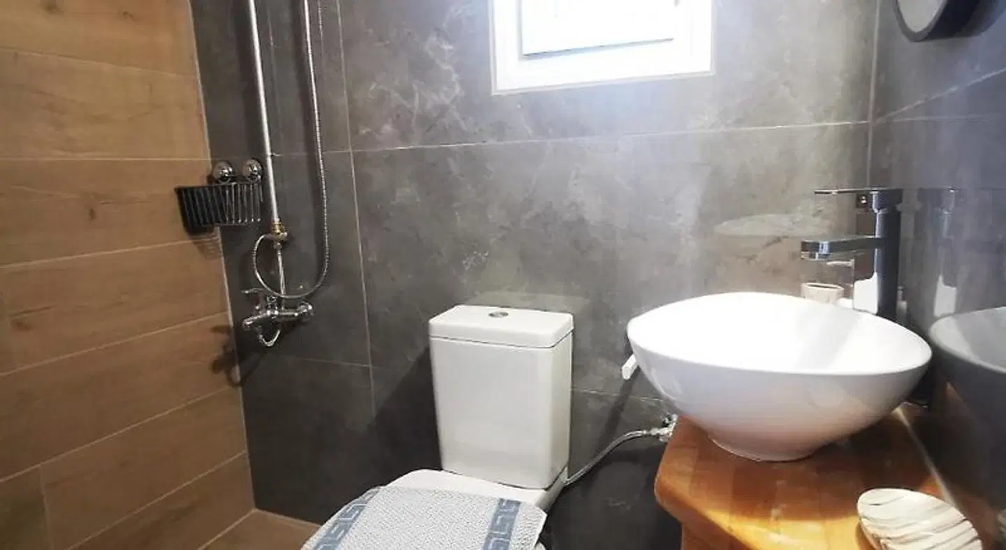 Anthis Studios Badezimmer
