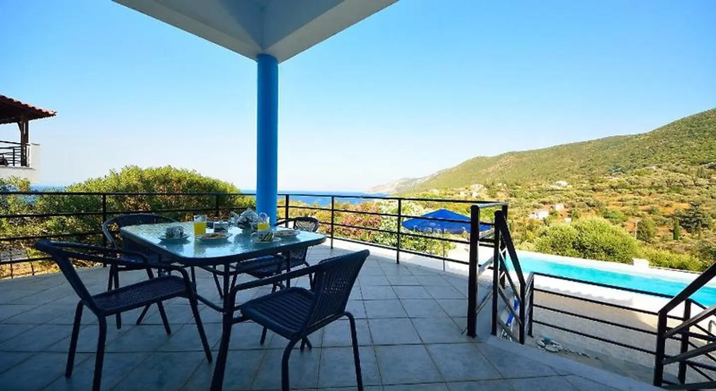 Mouzakis Villas Terrasse