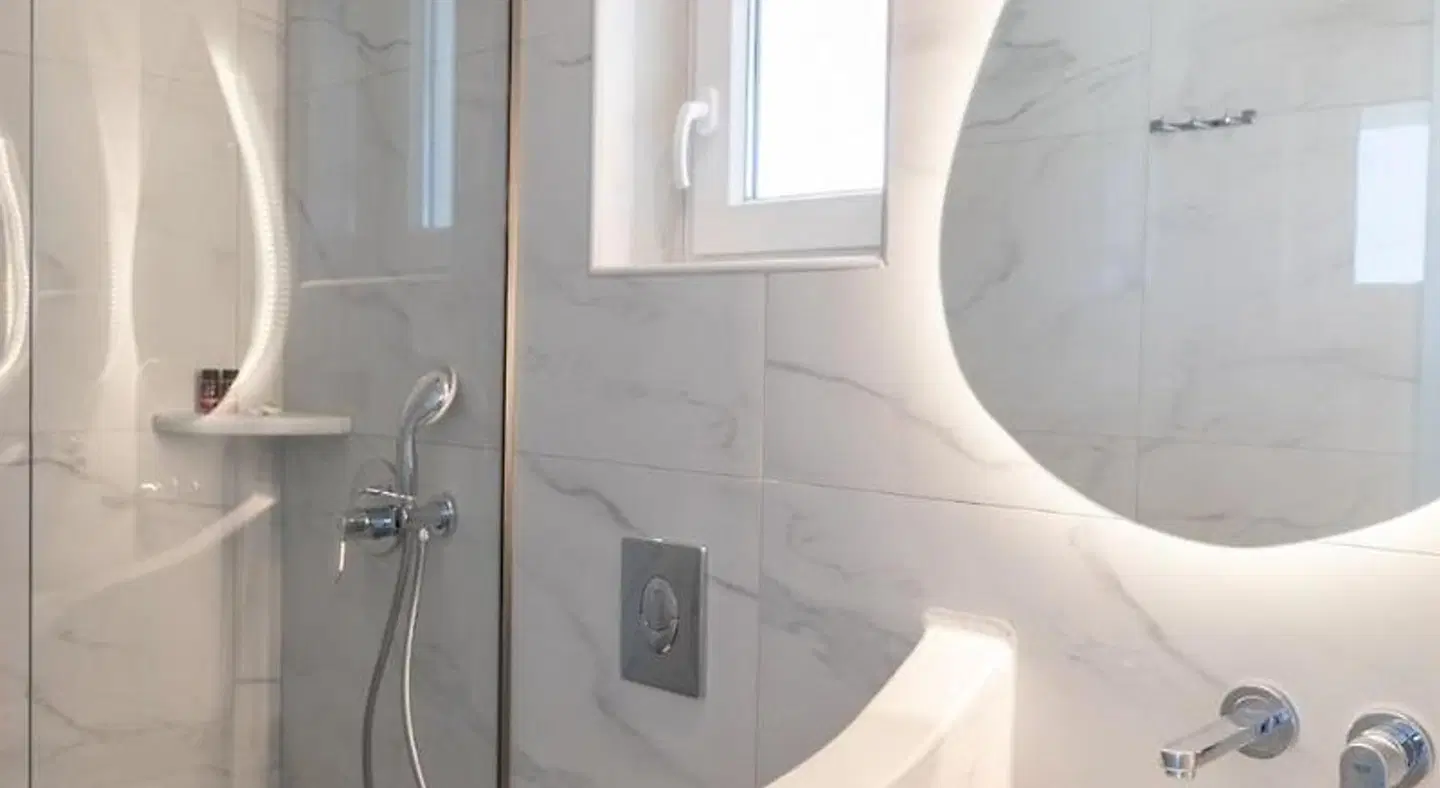 Sea & Stone Residence Badezimmer