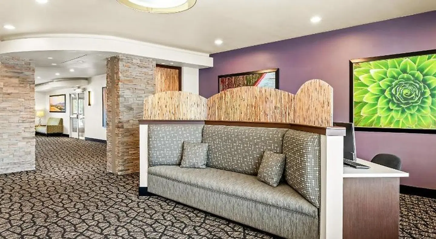 Ledgestone Hotel Elko LOUNGE_LOBBY