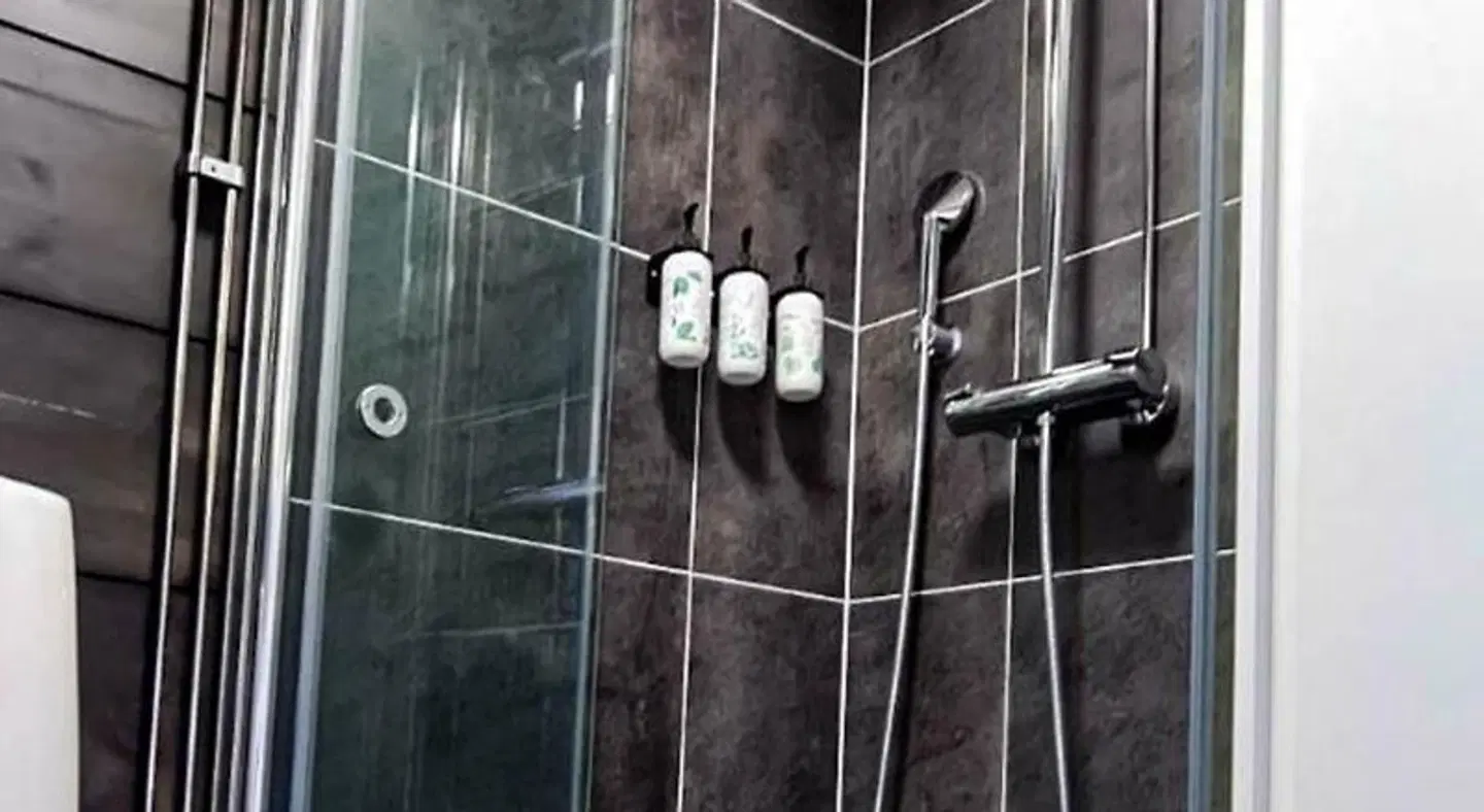 Arctic Skylight Lodge Badezimmer